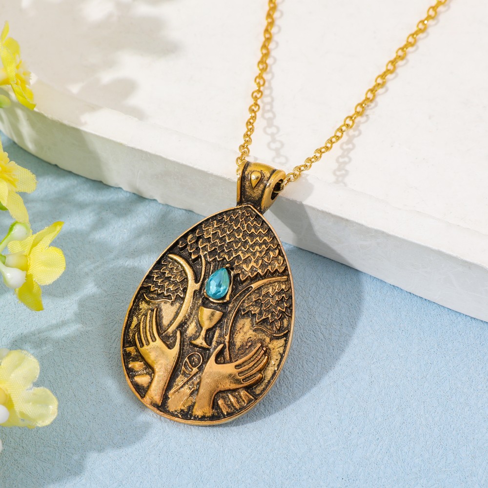 Vintage Game Pendant Necklace  - огляд і ціна Vintage Gaming Accessories