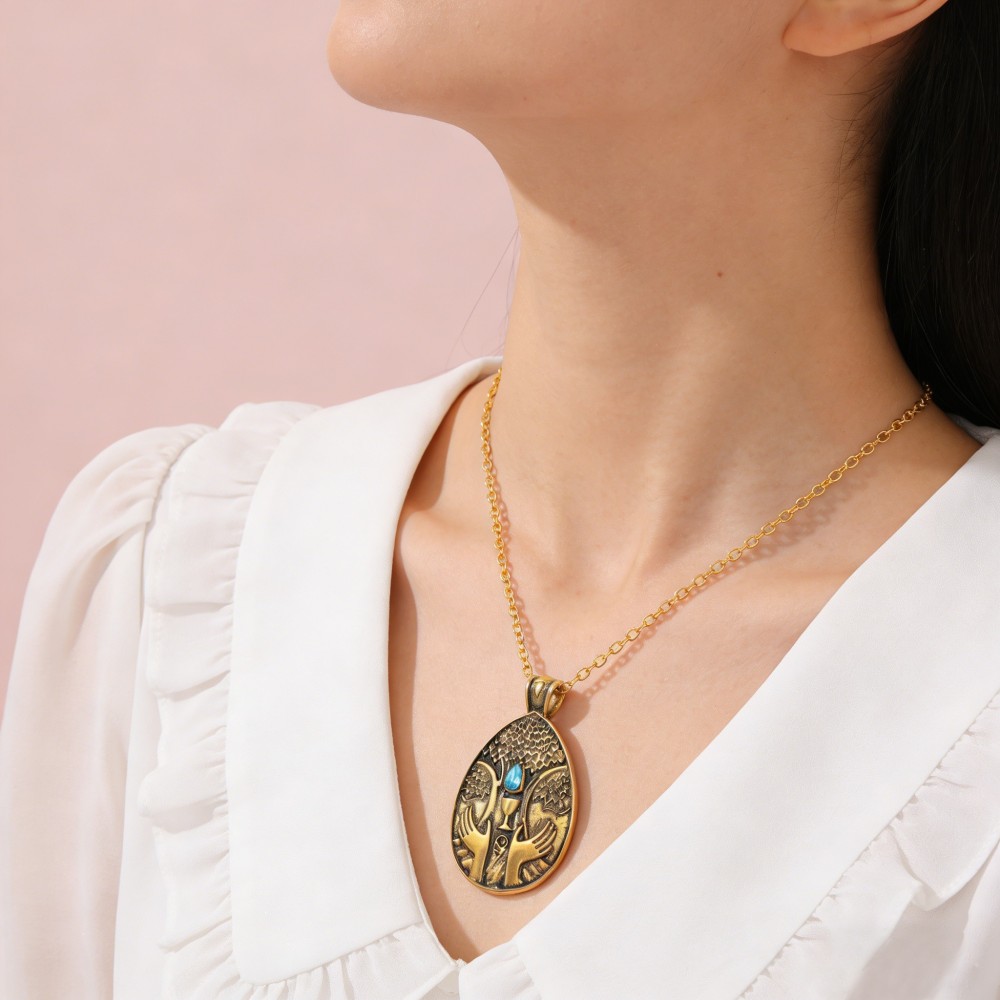 Vintage Game Pendant Necklace  - огляд і ціна Vintage Gaming Accessories